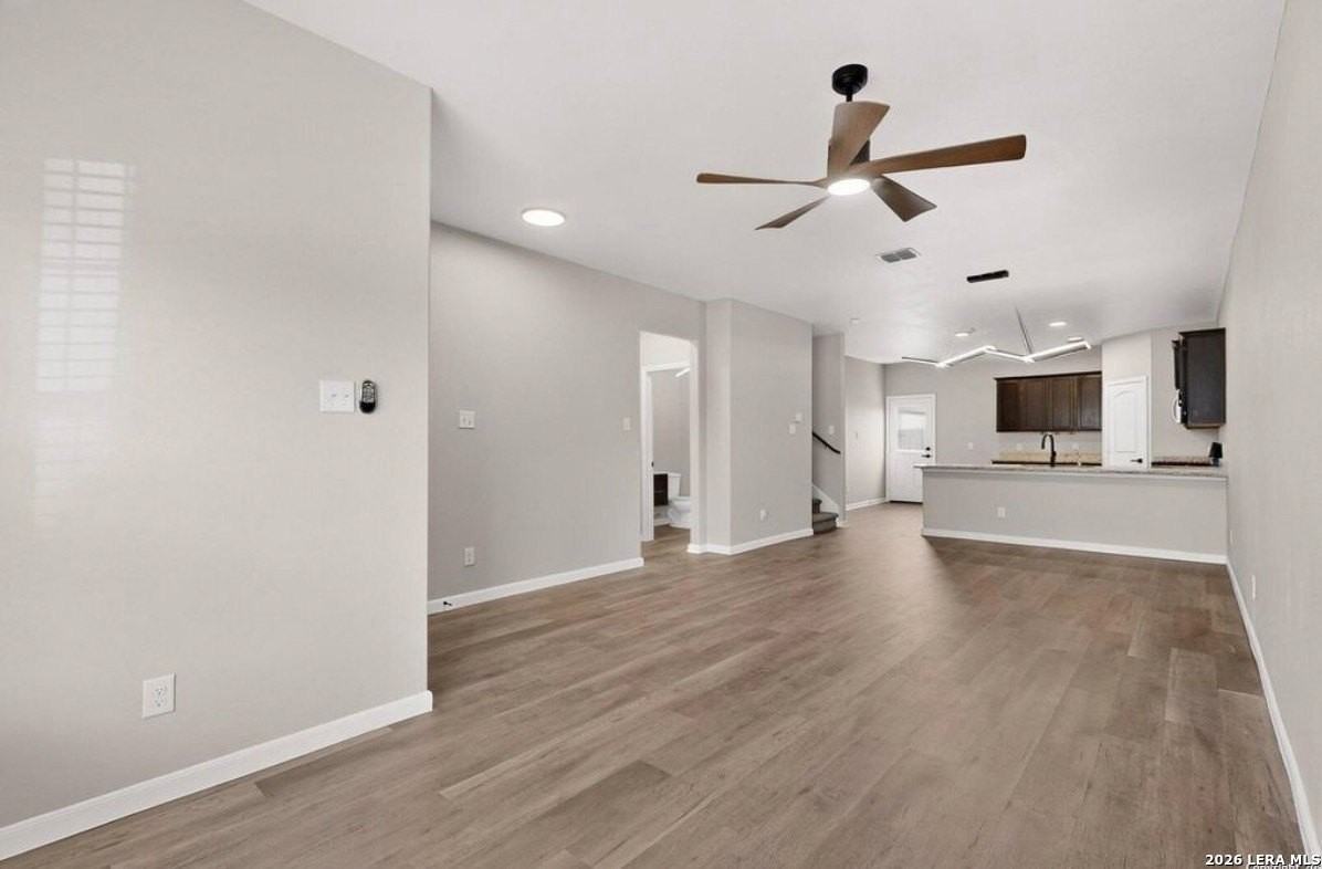 15022 Harbor Lndg - Photo 6 of 31