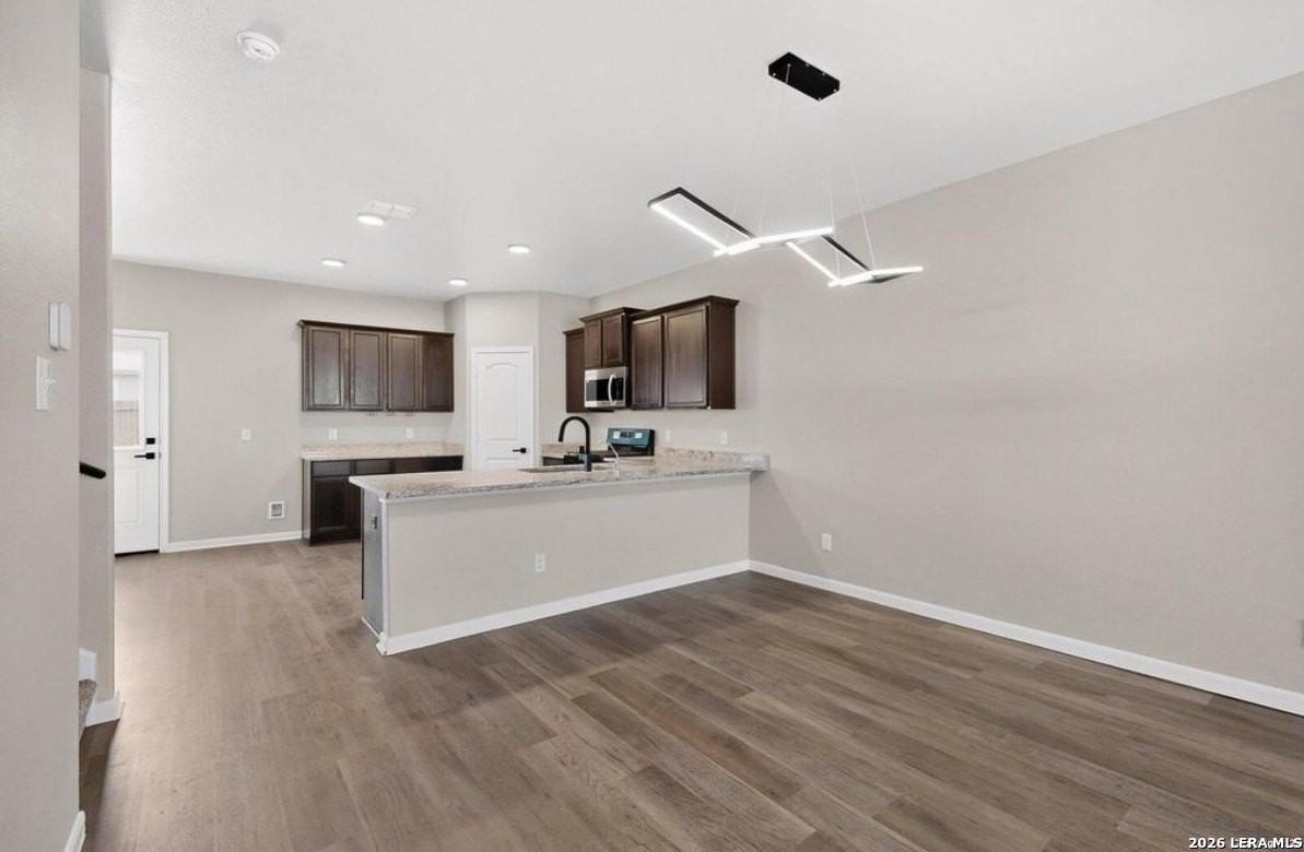 15022 Harbor Lndg - Photo 7 of 31