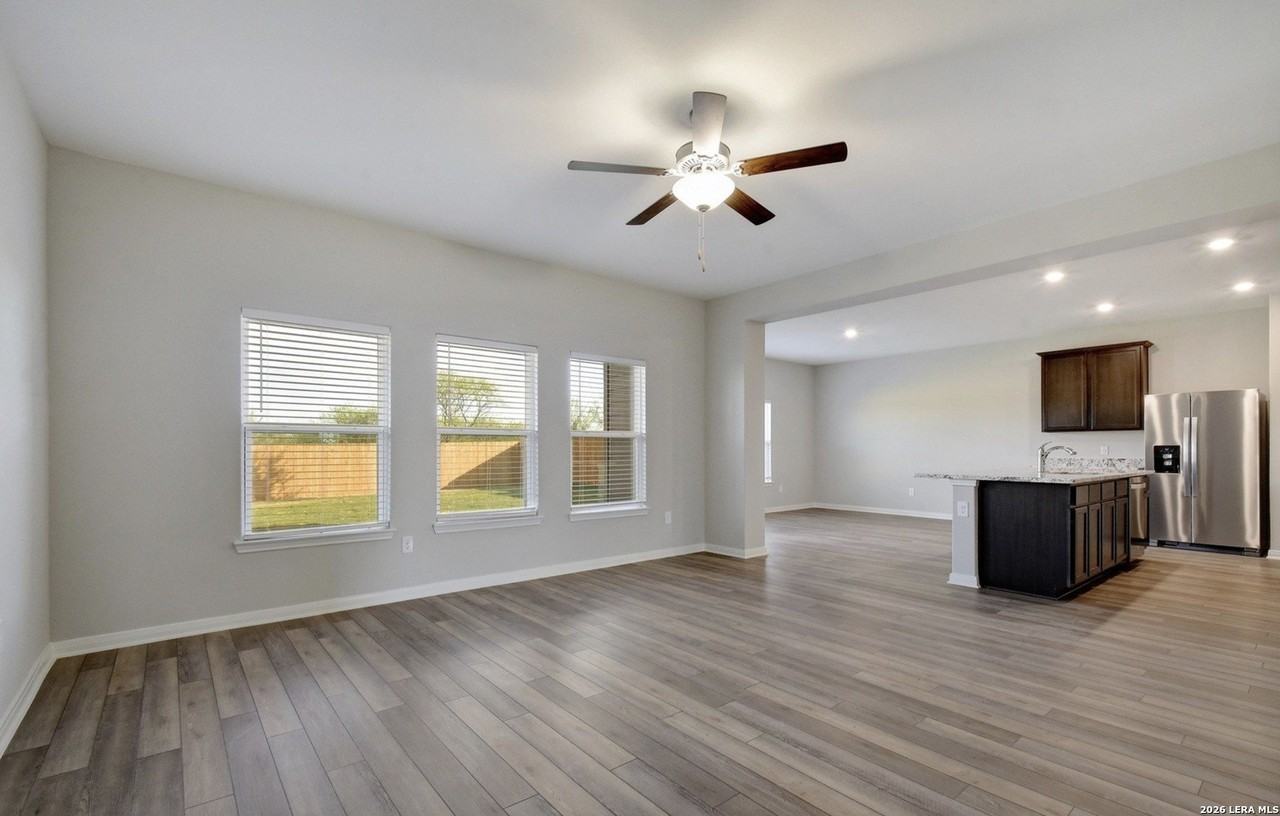9334 Aniston Blf - Photo 7 of 15