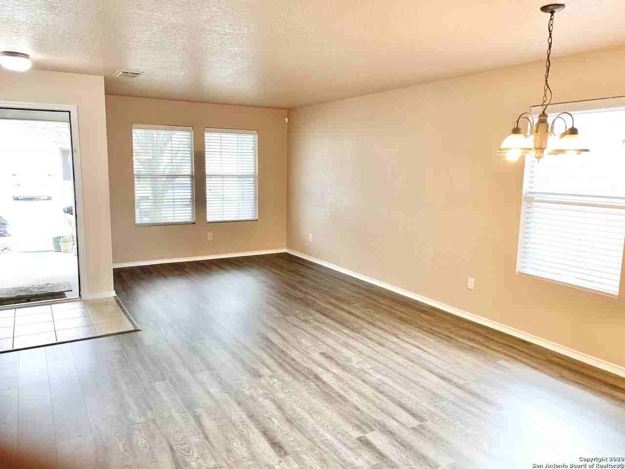5819 Trent Rnch - Photo 3 of 22