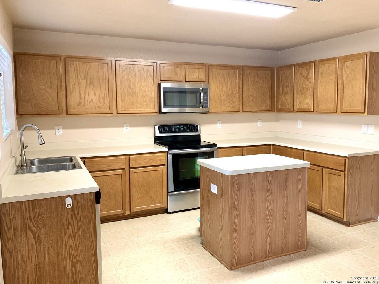 5819 Trent Rnch - Photo 7 of 22