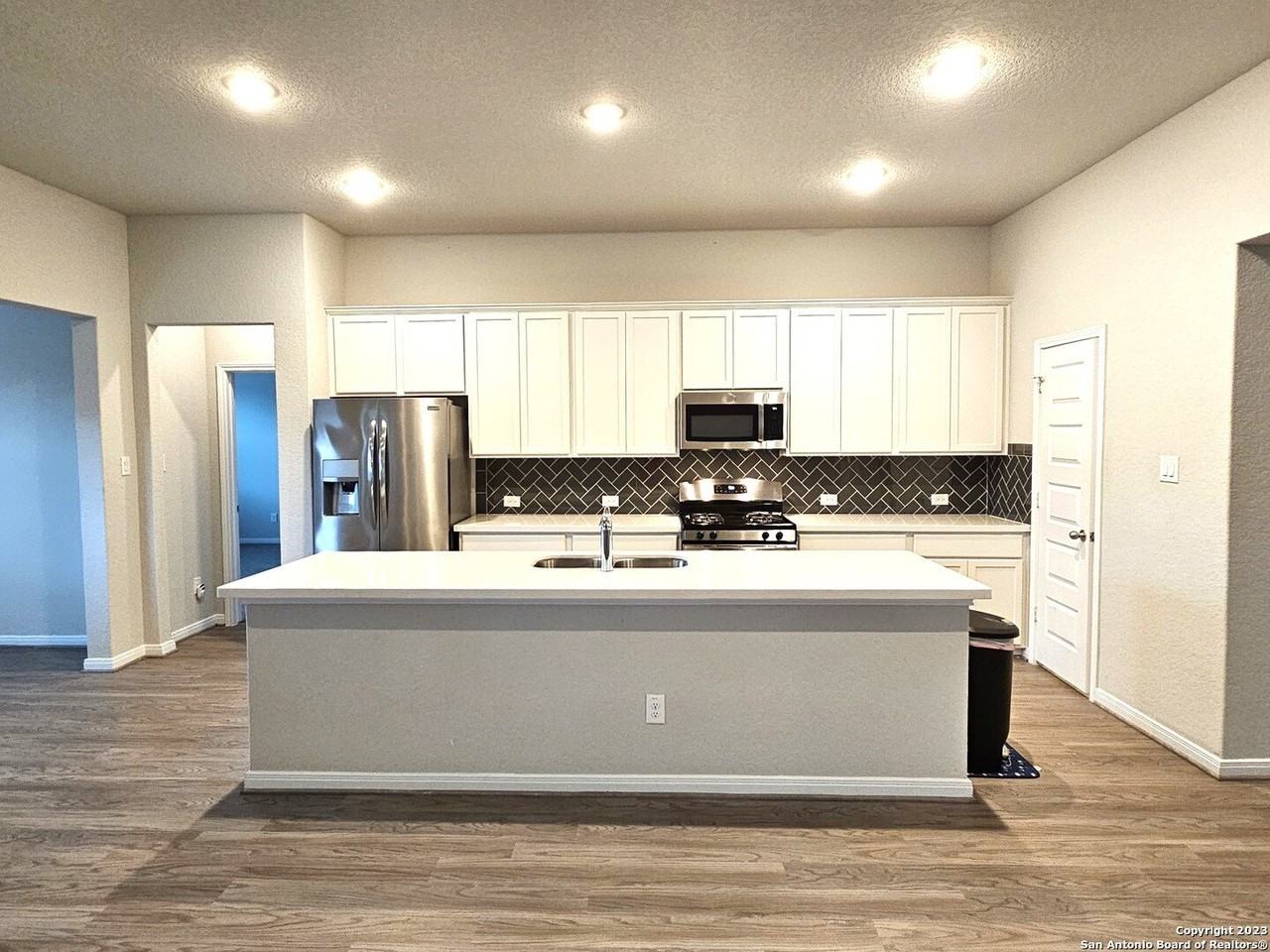12549 Rothau Dr - Photo 2 of 38