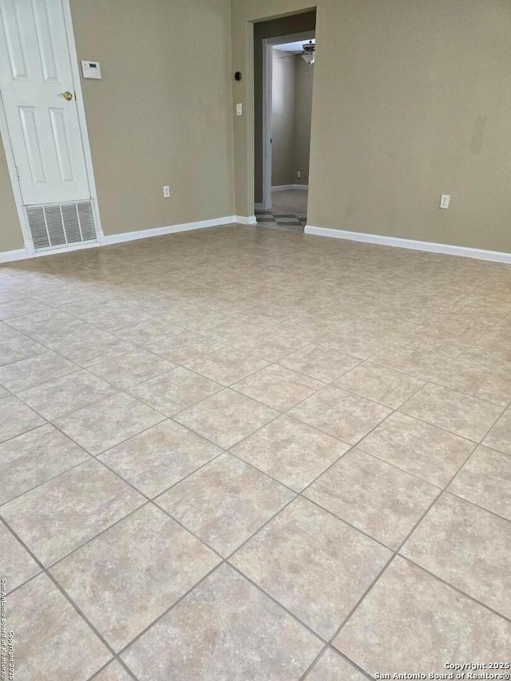 4502 Longvale Dr - Photo 5 of 17