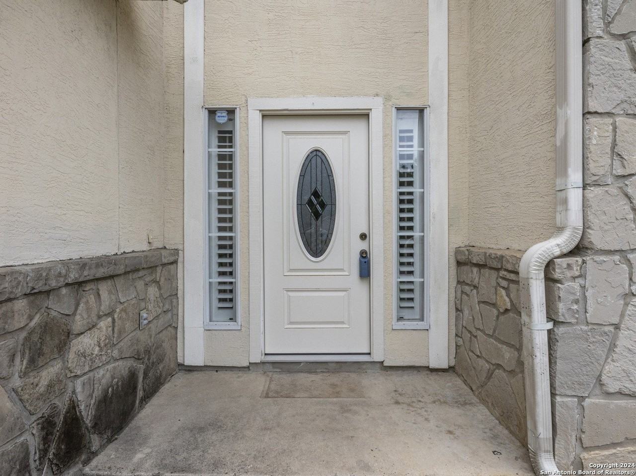 18 Nikita Dr - Photo 4 of 28