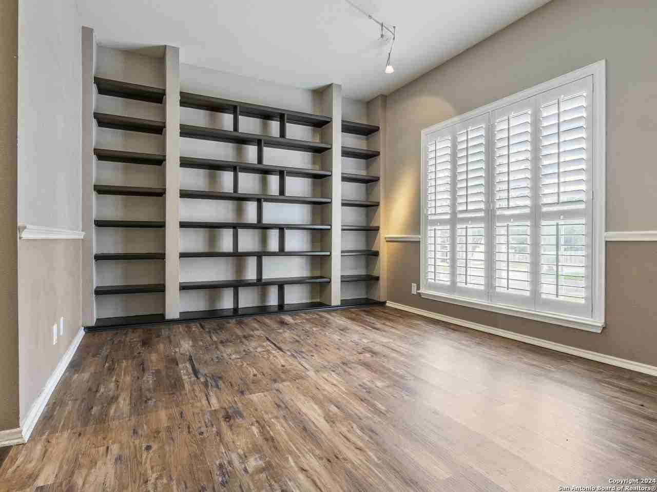18 Nikita Dr - Photo 6 of 28