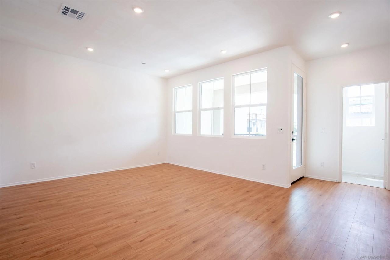 516 Avenida Centro #106 - Photo 6 of 24