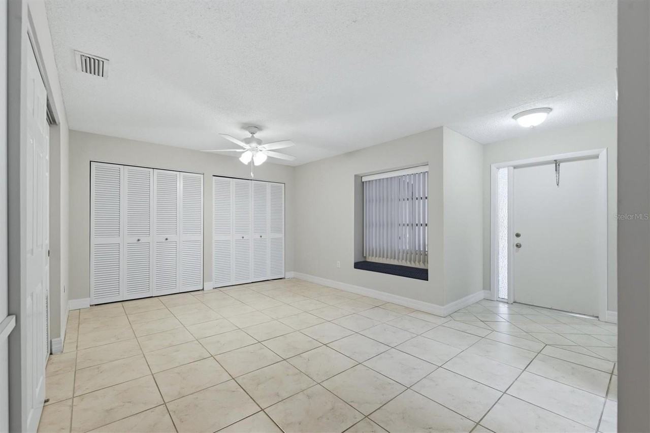 6283 Green View Cir #102 - Photo 3 of 27