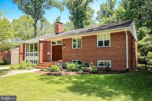 featured image of 8401 Beech Tree Rd