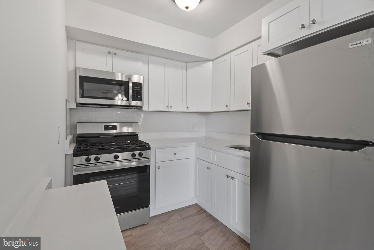 2409 Manor Rd #1stFL