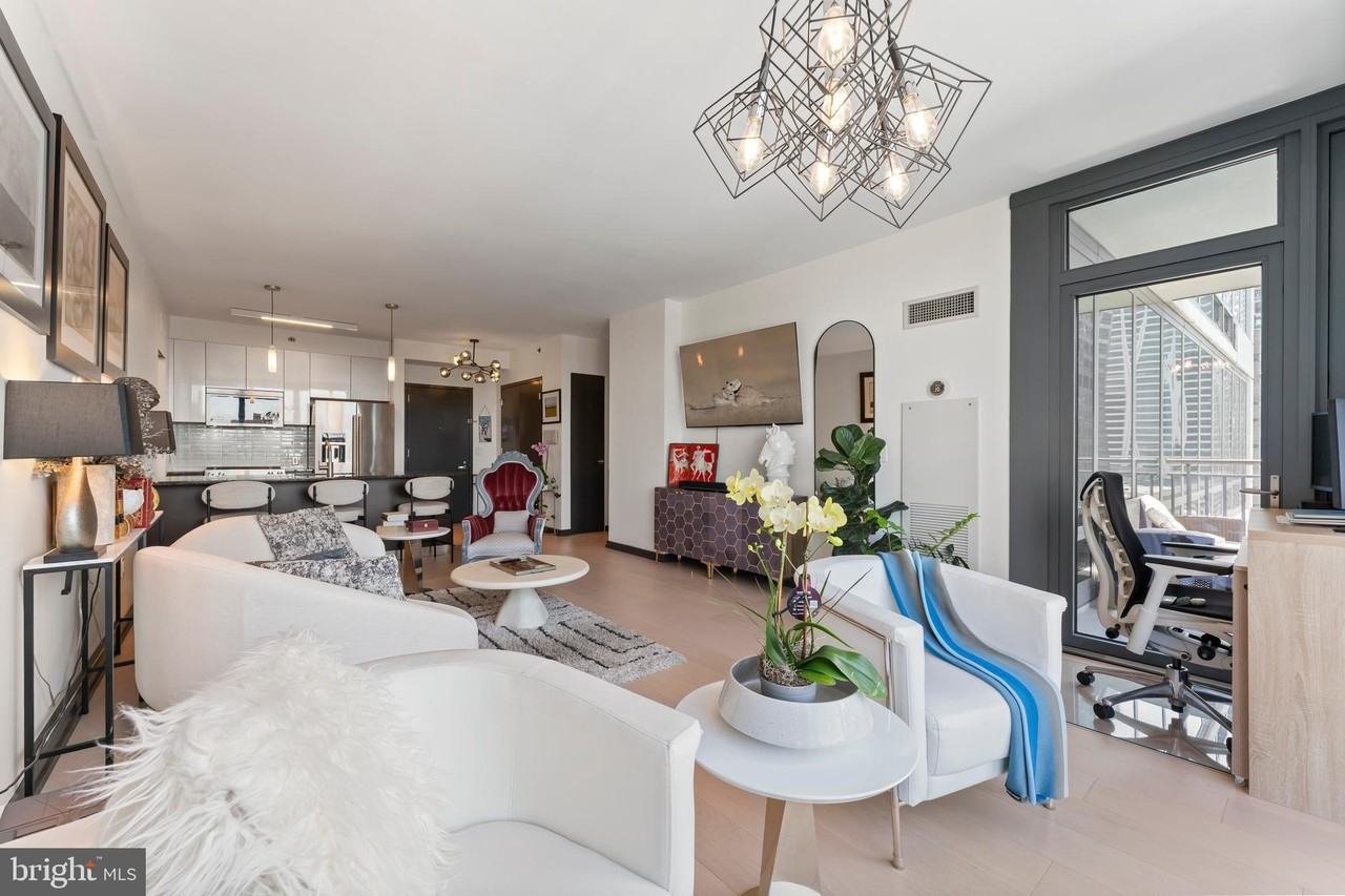 2101 Market St #1505 - Photo 4 of 25