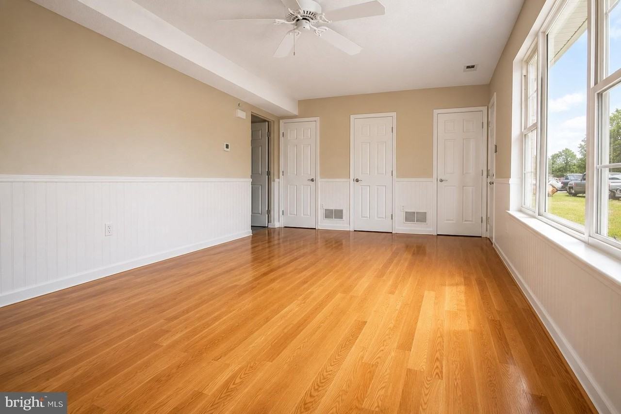 501 Emily Ln - Photo 3 of 23