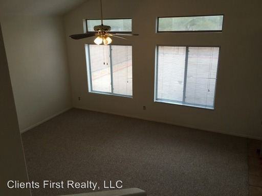 9571 N 85th Dr - Photo 3 of 8