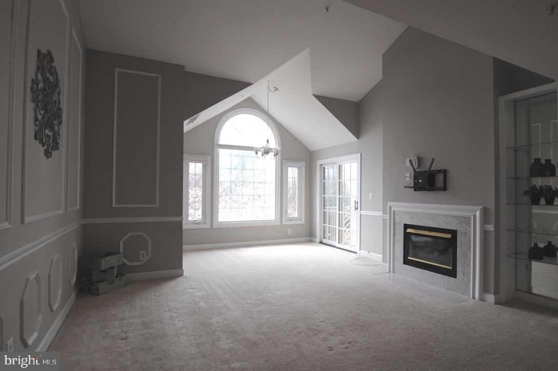 12205 Fairfield House Dr #611B - Photo 4 of 27