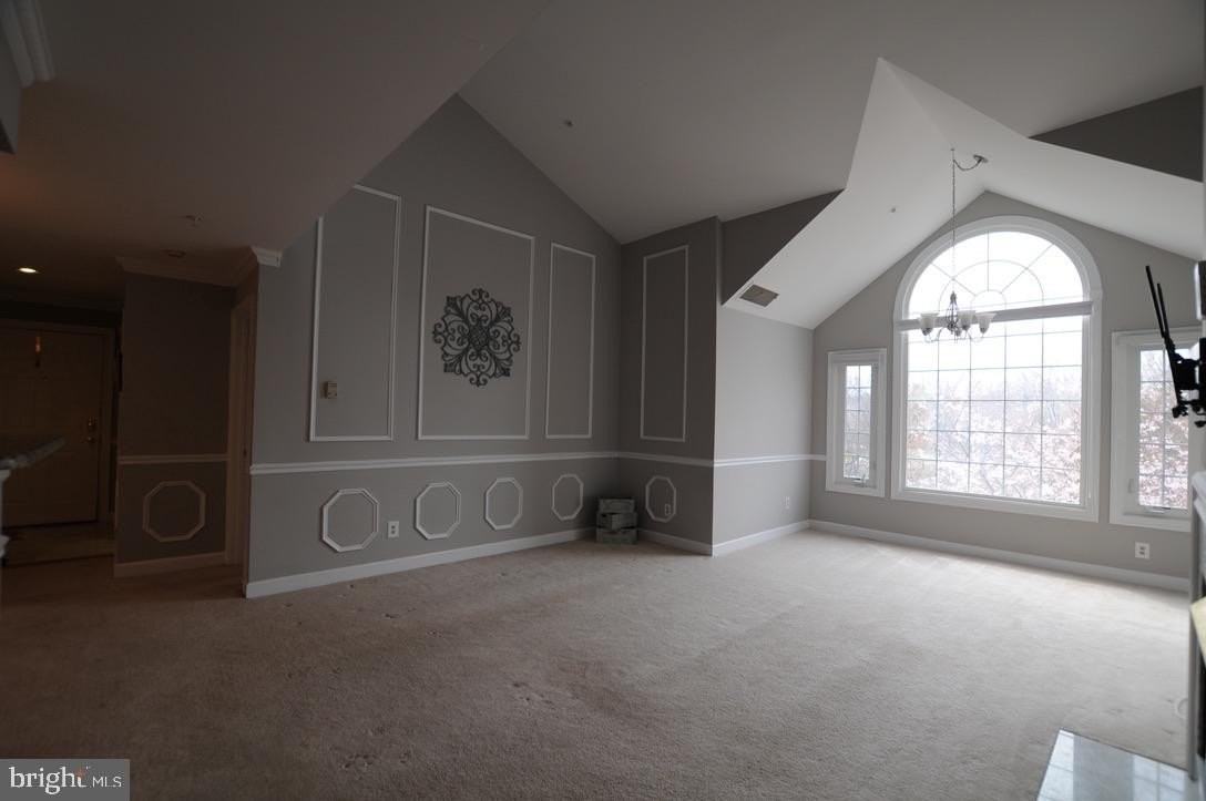 12205 Fairfield House Dr #611B - Photo 5 of 27