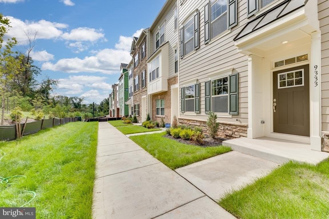 9333 Barnes Loop - Photo 2 of 15