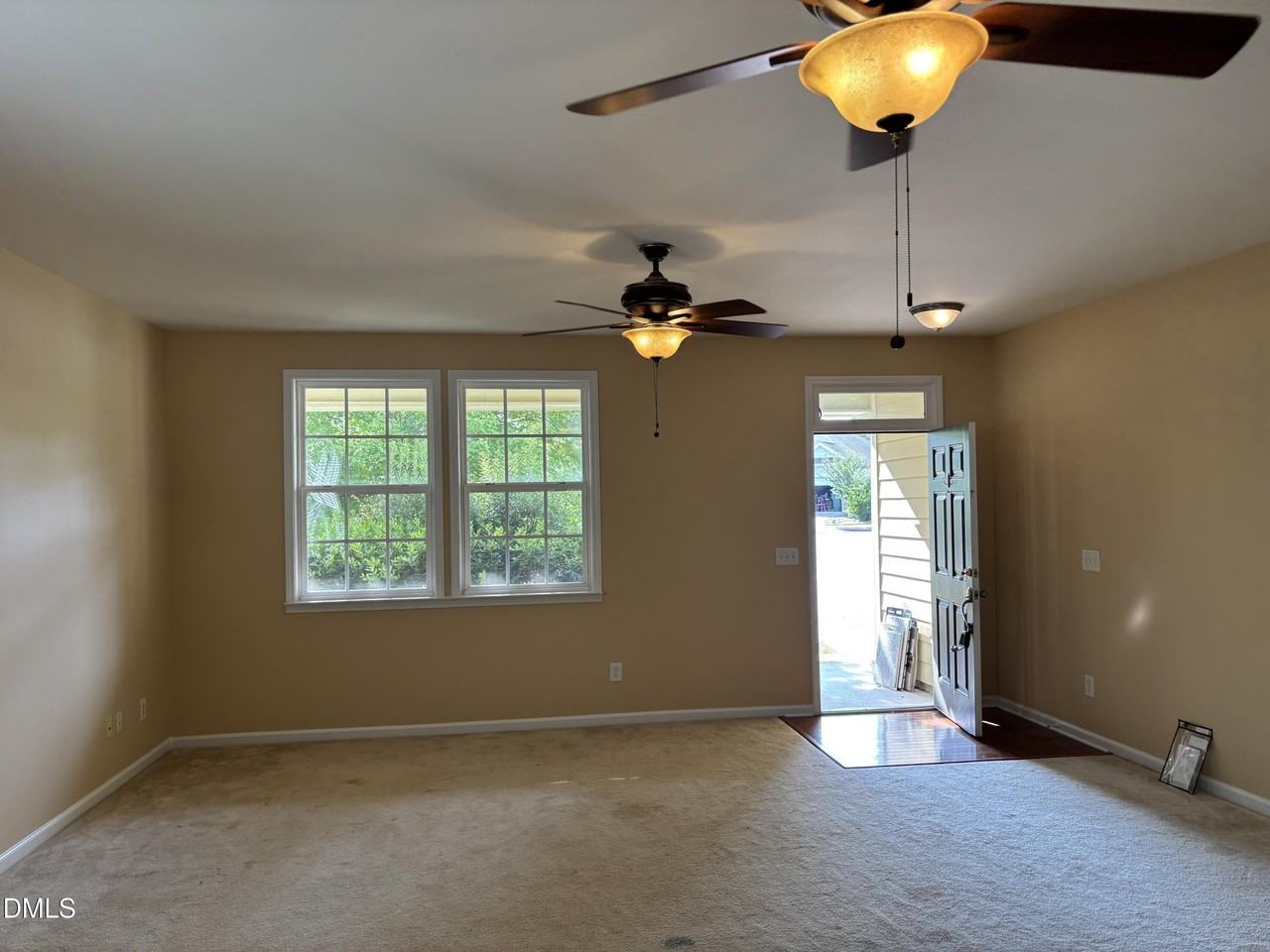 302 Lime Creek Ct - Photo 4 of 37
