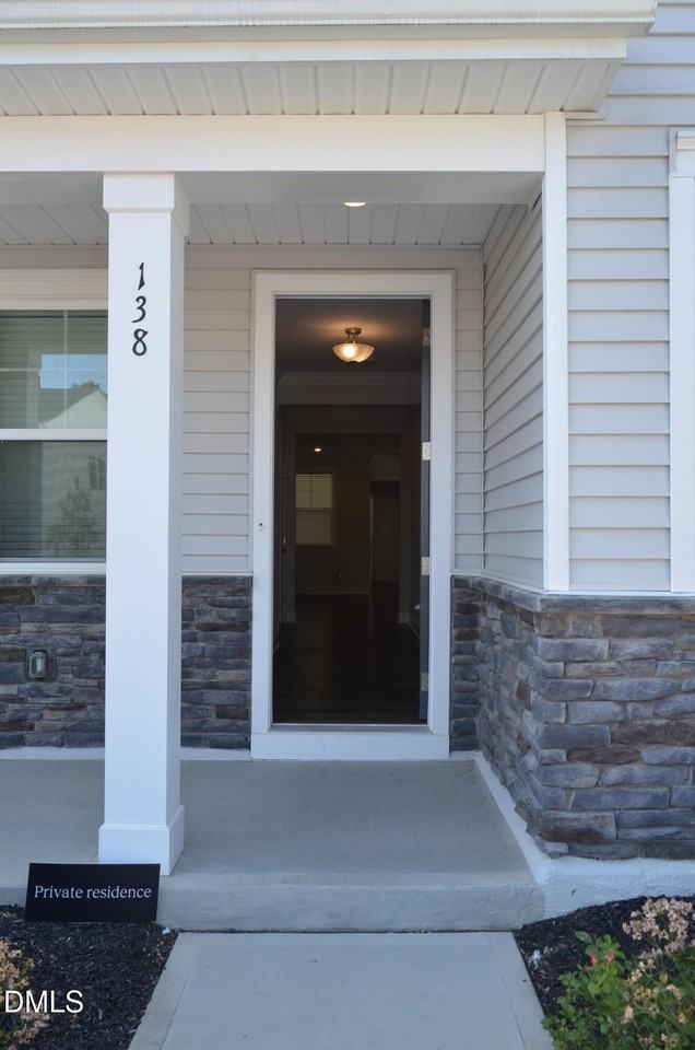 138 Sea Cave Ln - Photo 3 of 40