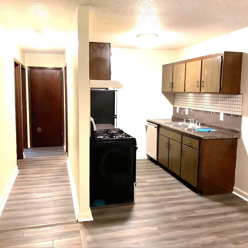 7218 Camden Ave N #7218-231 - Photo 2 of 24
