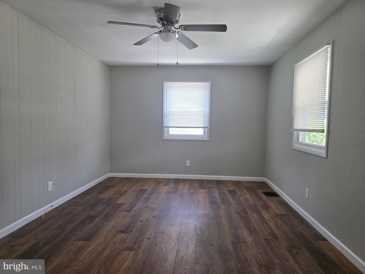 50 Princeton Ave - Photo 5 of 21