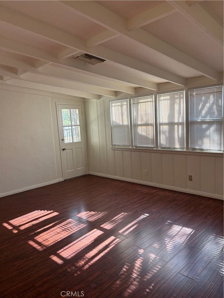 3097 N G St - Photo 6 of 8
