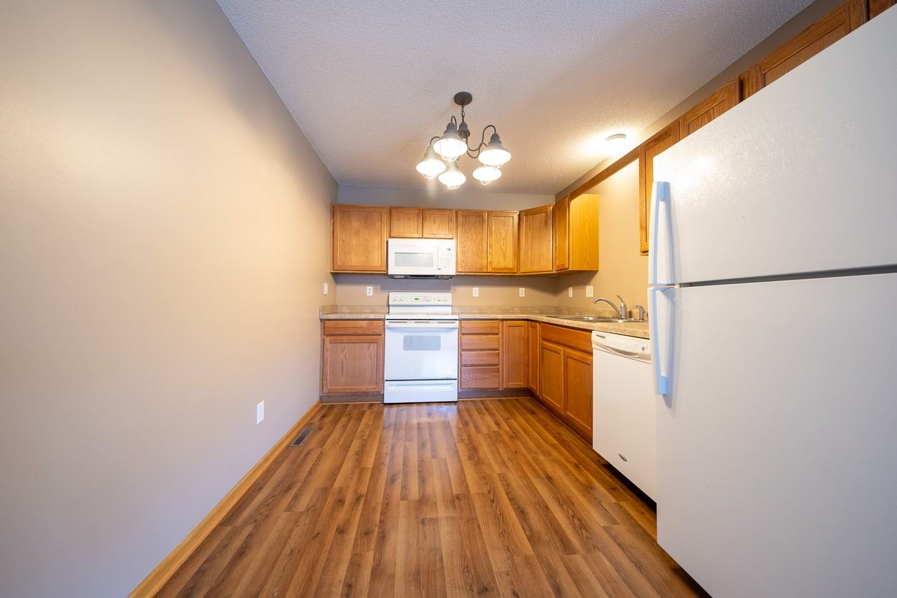 2525 Cobble Hill Ct #D - Photo 6 of 17
