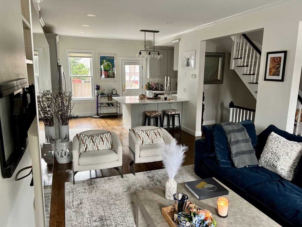397 E 5th St - Photo 4 of 14
