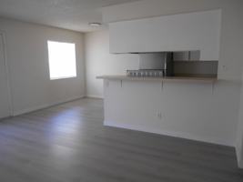 featured image of 473 Rexford Dr #2