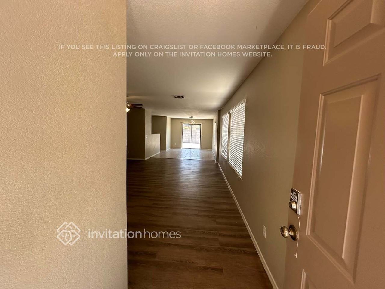 16085 W Adams St - Photo 2 of 17