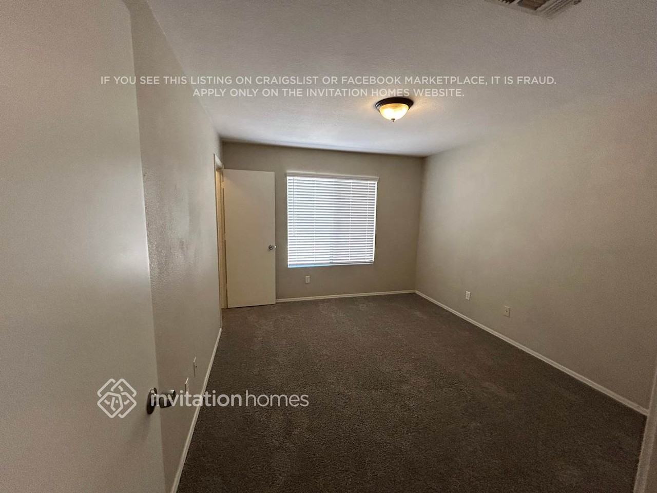 16085 W Adams St - Photo 7 of 17