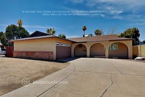 featured image of 2421 E Sylvia St