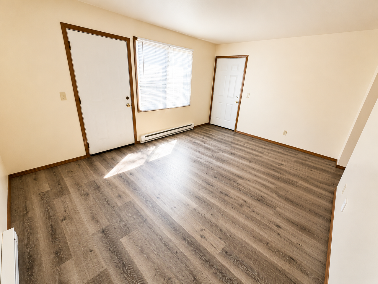 2716 4th AvenueApt 8 #2716-8G12 - Photo 4 of 11