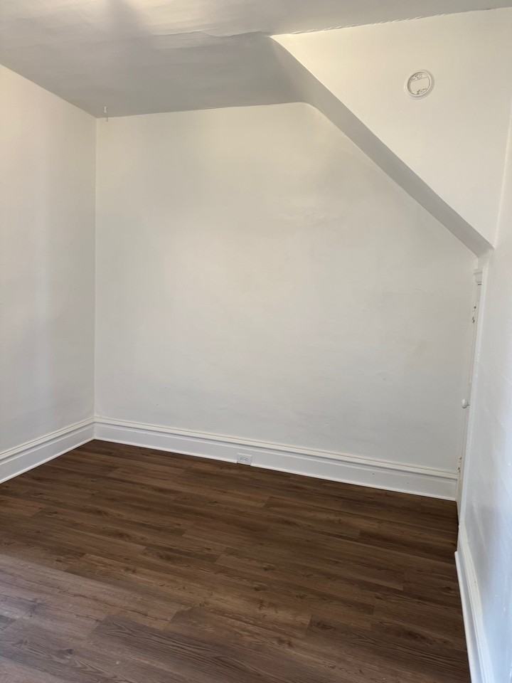 1837 Spencer St #1 - Photo 6 of 38