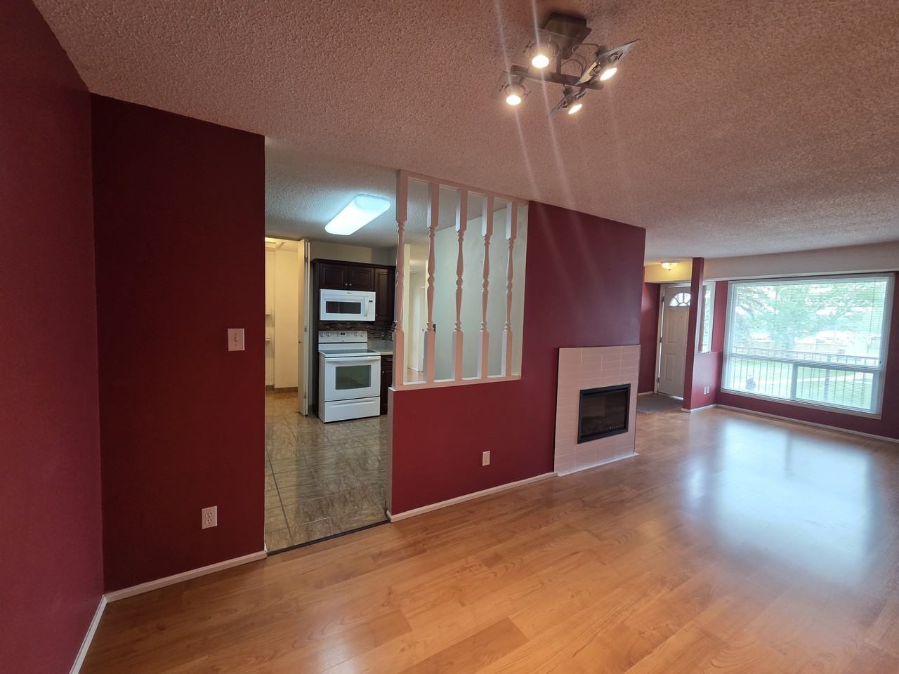 2081 Saddleback Rd Nw - Photo 2 of 17