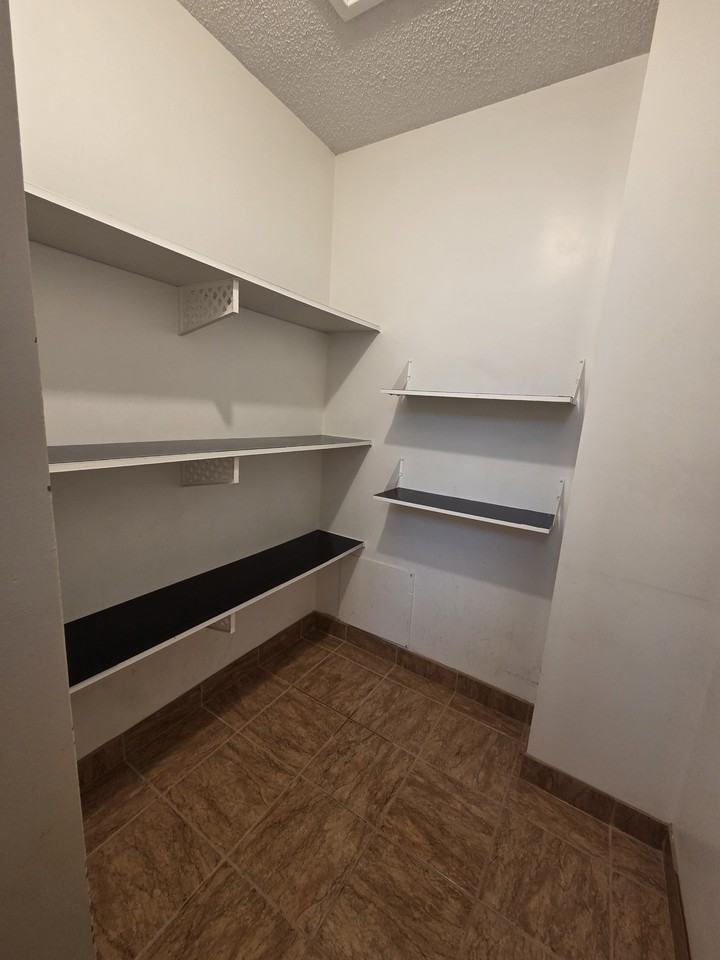 2081 Saddleback Rd Nw - Photo 6 of 17