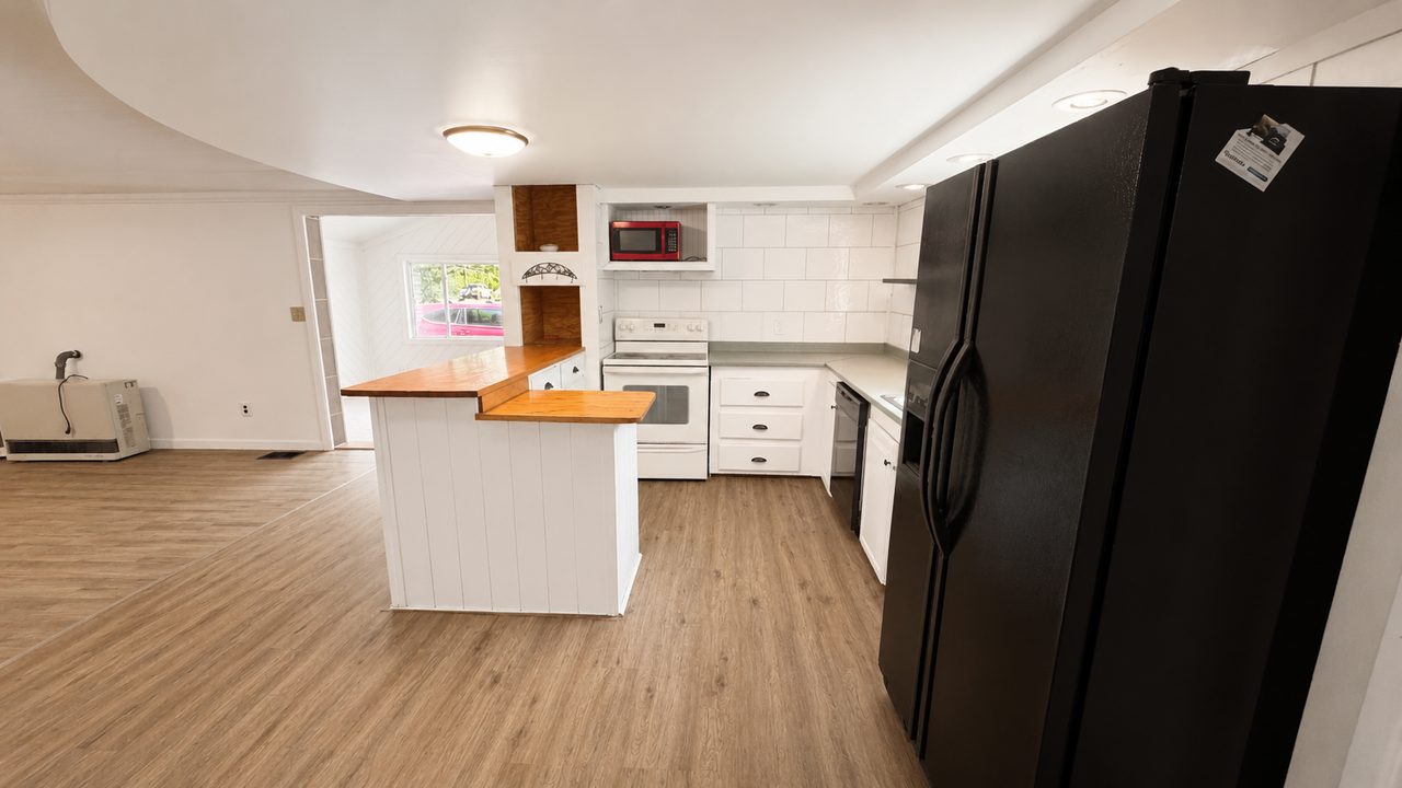 2858 Broadway #1 - Photo 5 of 17