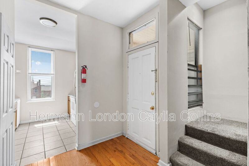 1708 S Tucker Blvd #C - Photo 6 of 27