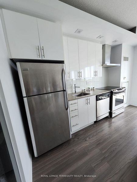 165 Legion Road North #925 - Photo 3 of 19