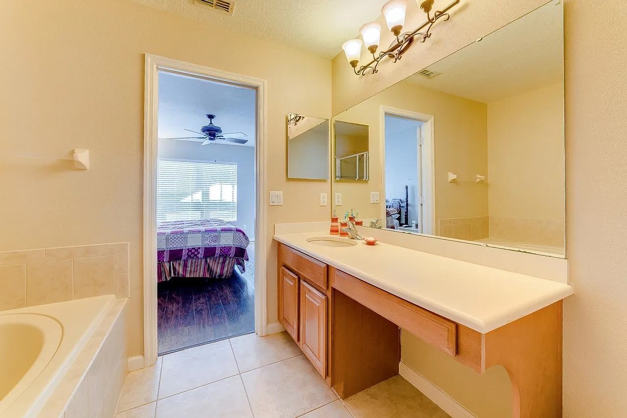 831 Pine Pointe Ln #1 - Photo 6 of 17