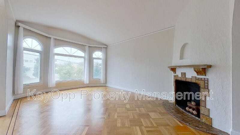 534 30th Ave - Photo 2 of 28