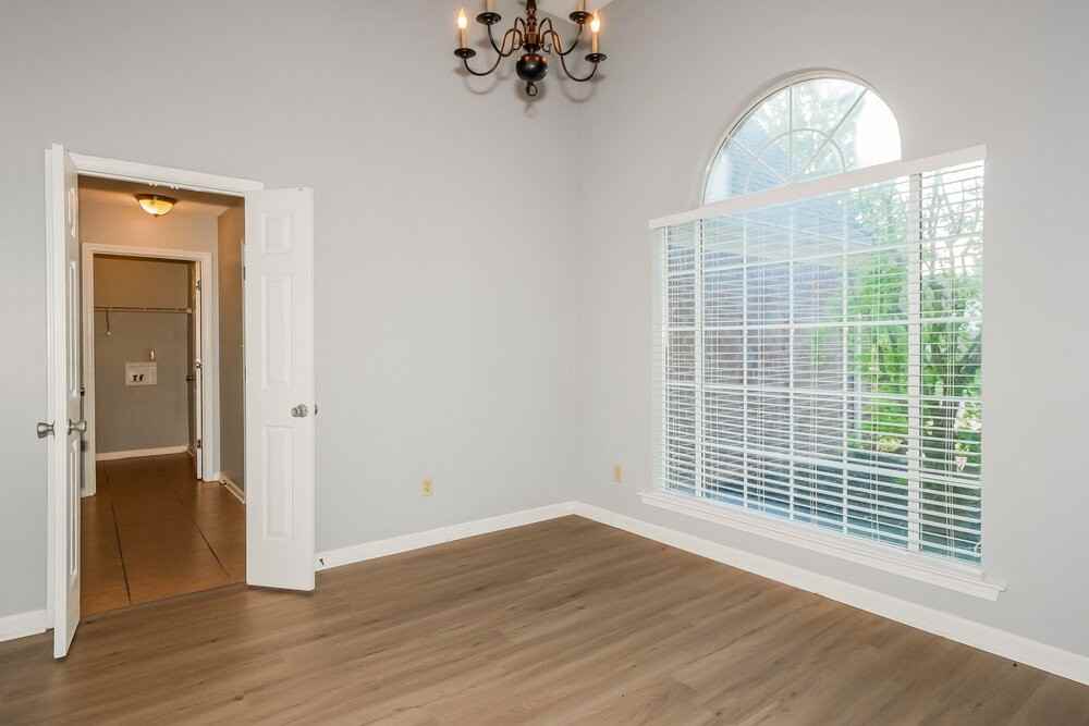 11203 Cashmere Wood Dr - Photo 7 of 17