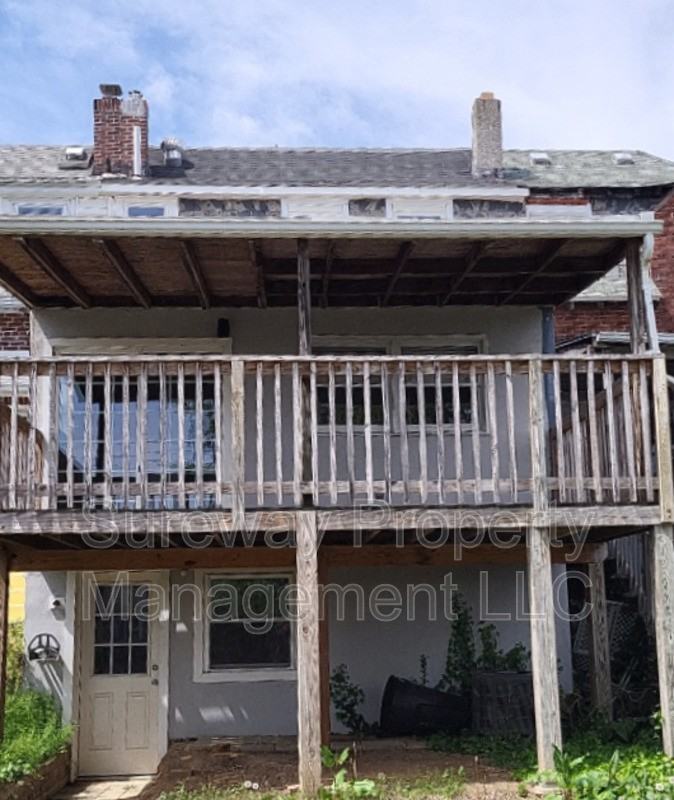 1131 Sterling Ave - Photo 2 of 7
