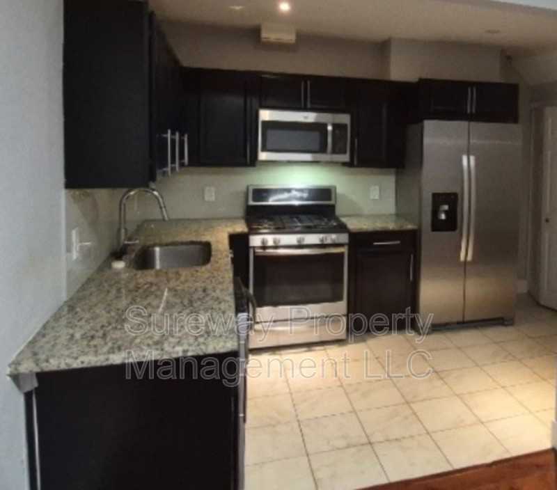 1131 Sterling Ave - Photo 3 of 7