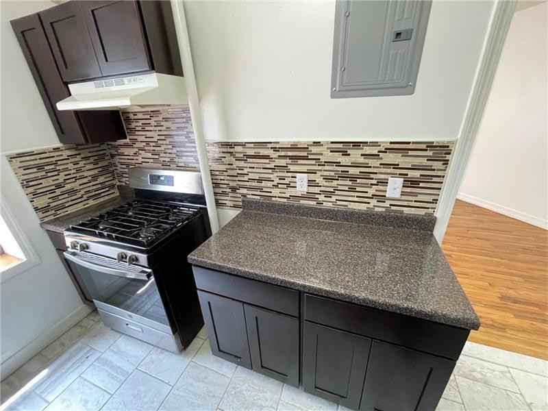 75 Sherman Ave #2D - Photo 4 of 13