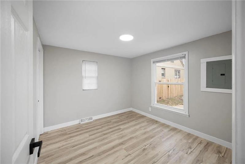 514 Conrad Ave - Photo 6 of 13