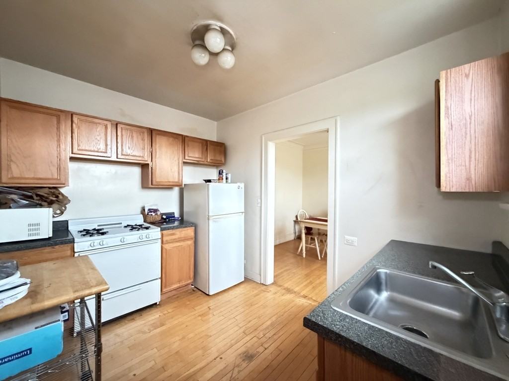 918 Green Bay Rd #3E - Photo 2 of 21