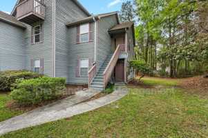 featured image of 7955 Timbercreek Ln #H