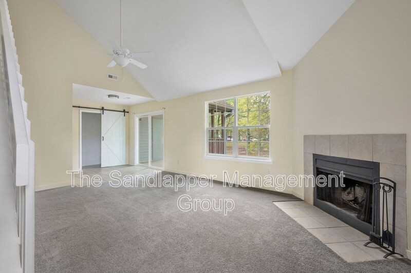 7955 Timbercreek Ln #H - Photo 5 of 18