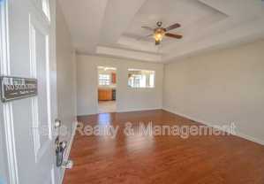 955 Russet Dr - Photo 1 of 1