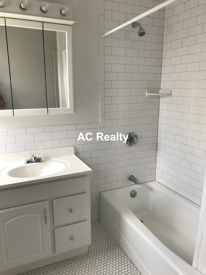 134 Salem St #16 - Photo 5 of 6