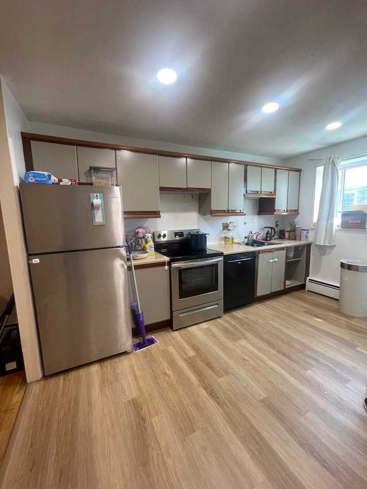 59 Saint Paul St #27 - Photo 5 of 12